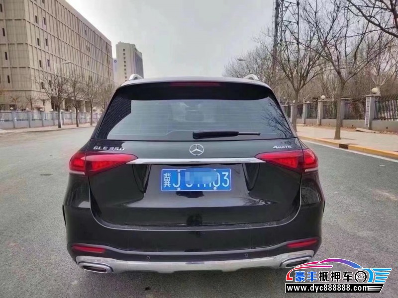 20年奔驰GLE轿车抵押车出售
