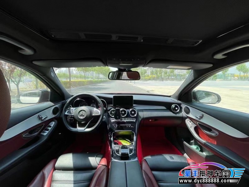 17年奔驰C级轿车抵押车出售