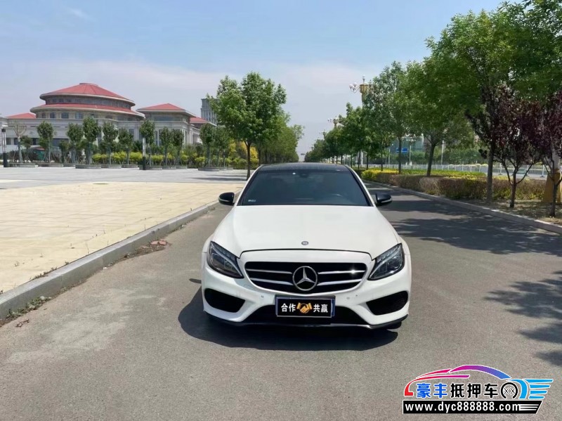 17年奔驰C级轿车抵押车出售