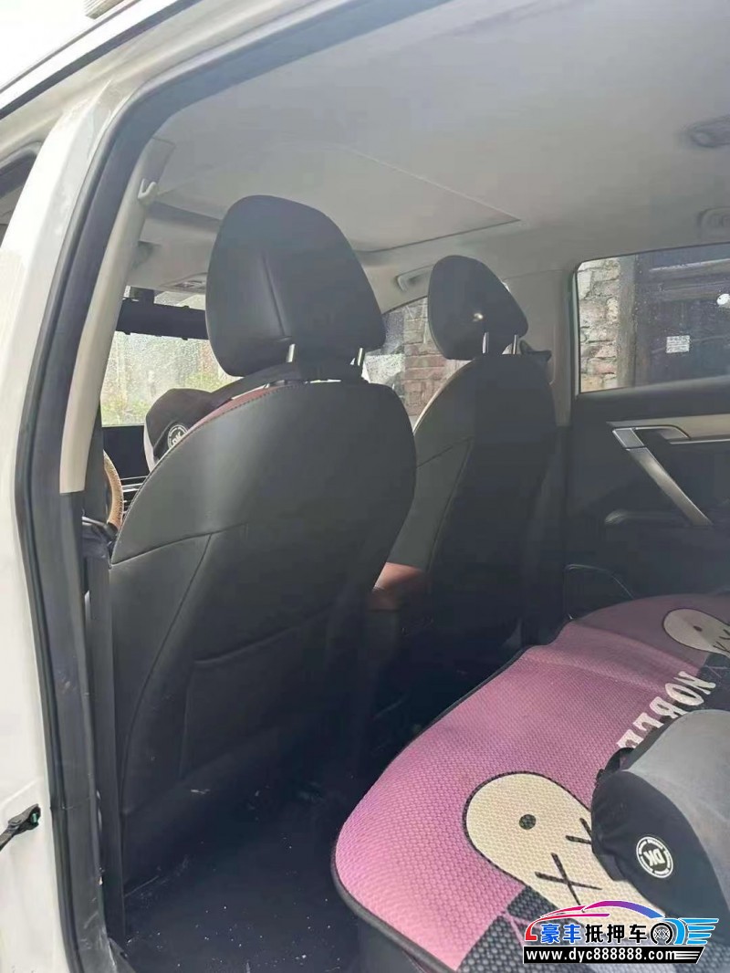 23年吉利缤越轿车抵押车出售