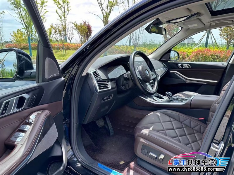 22年宝马X5轿车抵押车出售