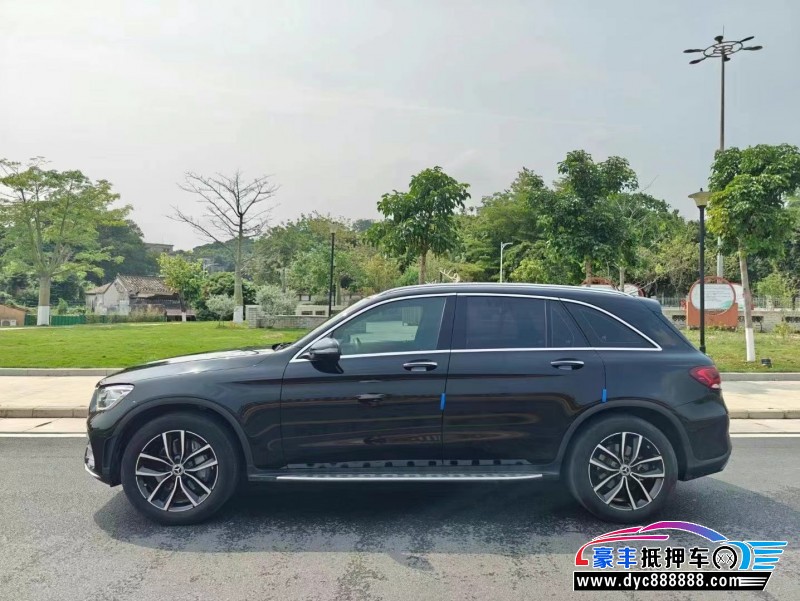 22年奔驰GLC轿车抵押车出售