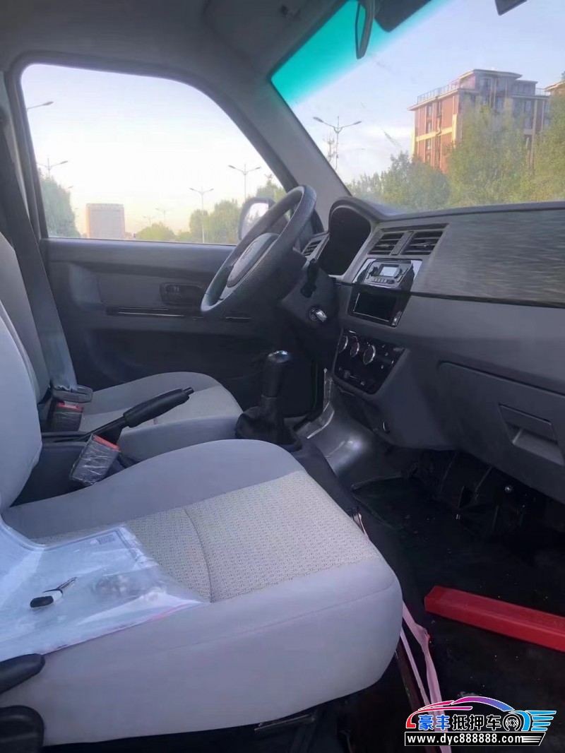 24年金杯T30轿车抵押车出售