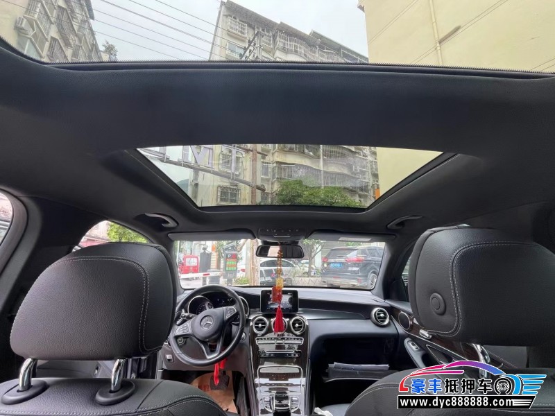 17年奔驰GLCSUV抵押车出售