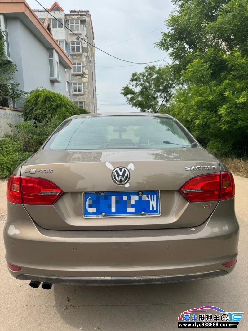 15年大众速腾轿车抵押车出售