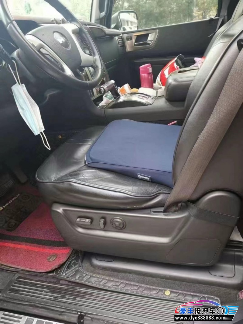 17年悍马H2轿车抵押车出售