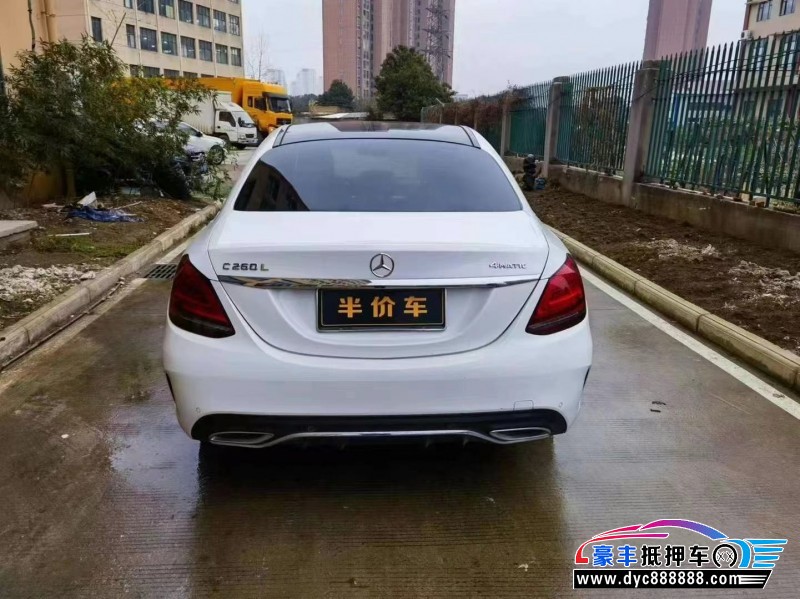 20年奔驰C轿车抵押车出售