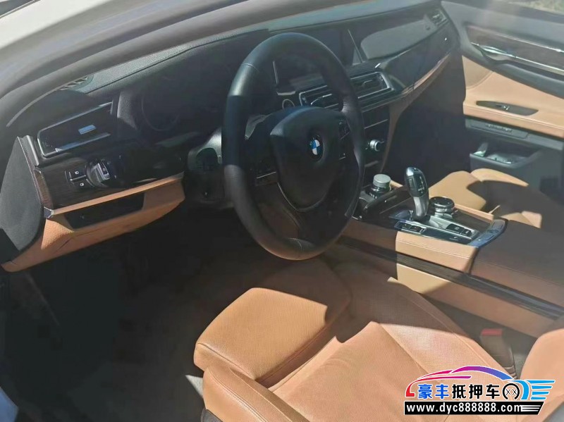 14年宝马7系轿车抵押车出售