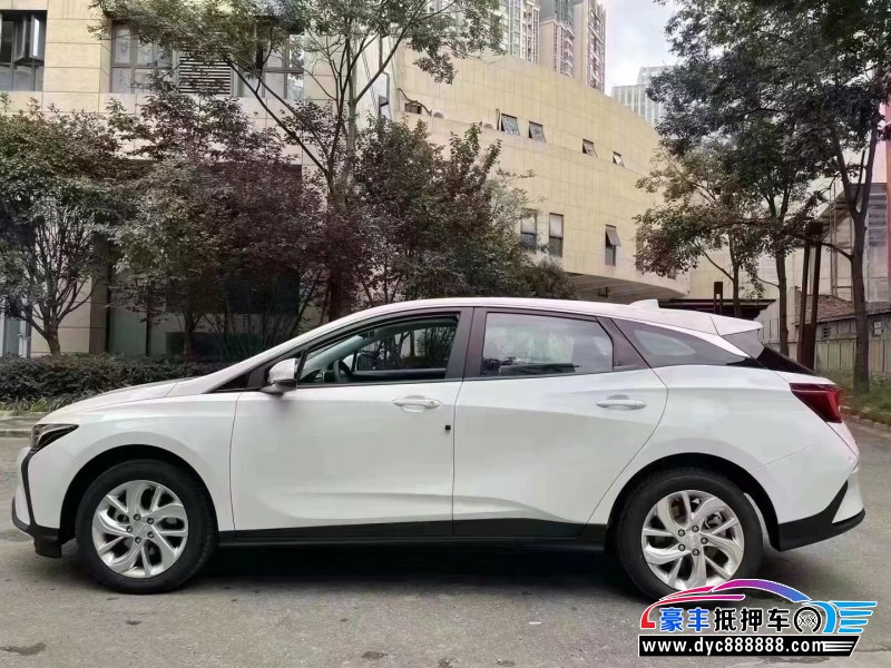 23年别克微蓝轿车抵押车出售