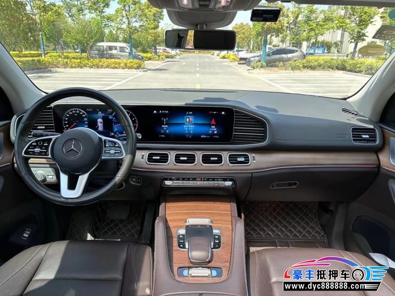 20年奔驰GLE轿车抵押车出售