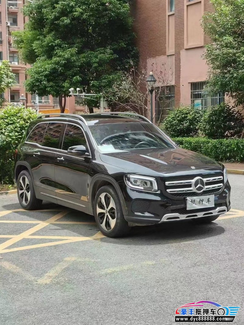 21年奔驰GLB轿车抵押车出售