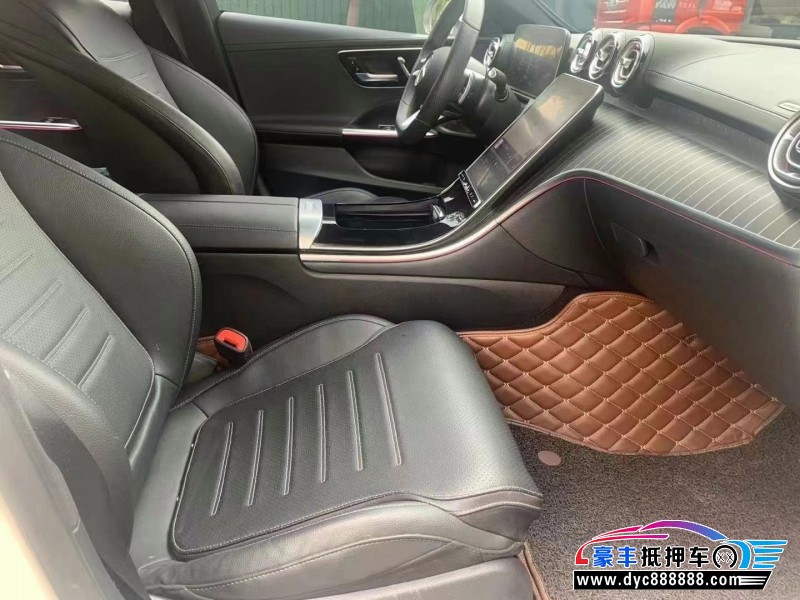 22年奔驰C轿车抵押车出售