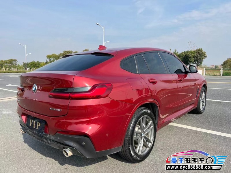 19年宝马X4轿车抵押车出售