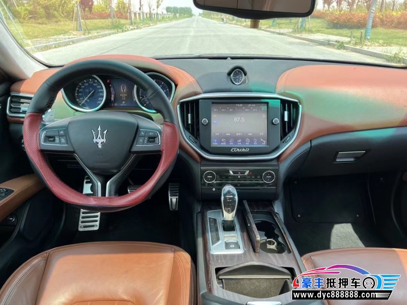 16年玛莎拉蒂Ghibli S Q4轿车抵押车出售