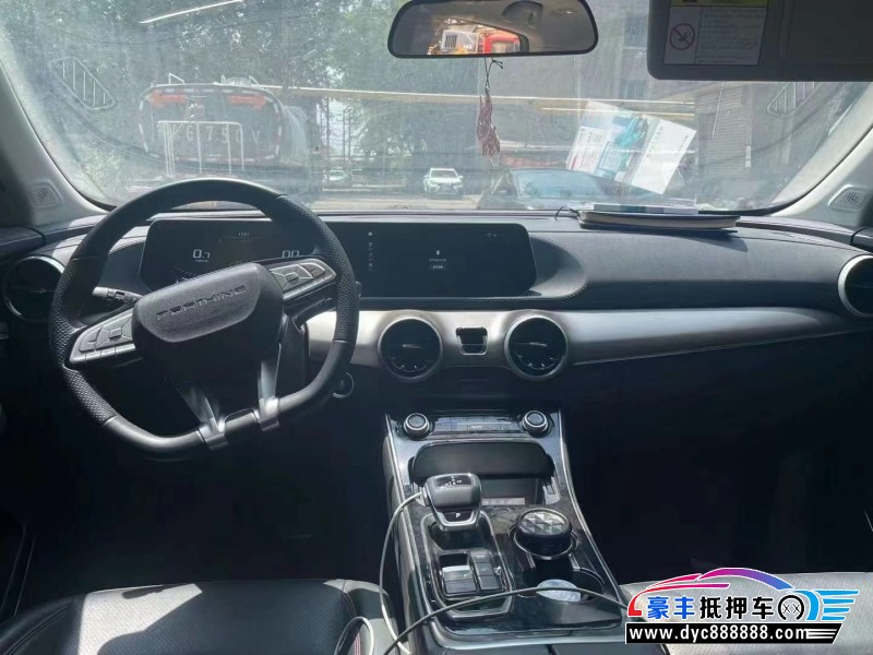 22年东风风行T5轿车抵押车出售