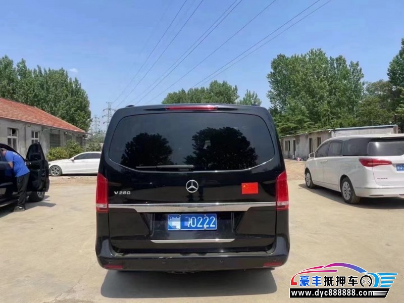 16年奔驰V轿车抵押车出售