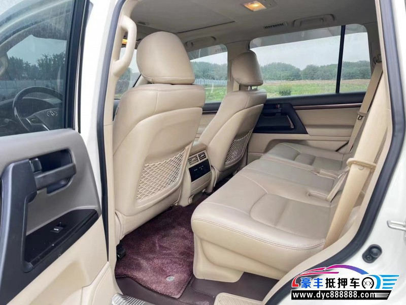 19年丰田兰德酷路泽（陆巡）轿车抵押车出售