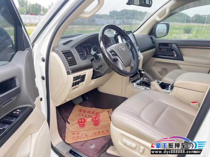 19年丰田兰德酷路泽（陆巡）轿车抵押车出售