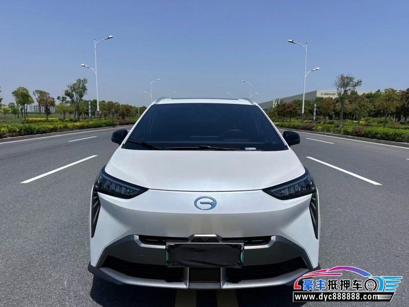 22年埃安Y70轿车抵押车出售