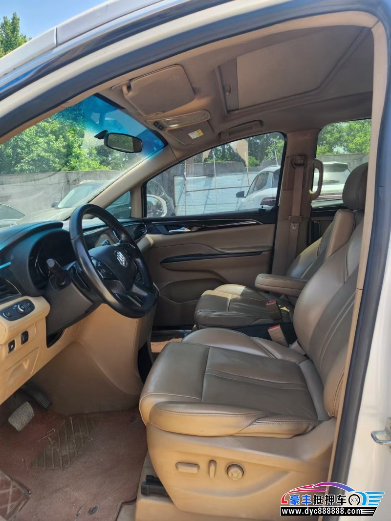 18年别克GL8MPV抵押车出售