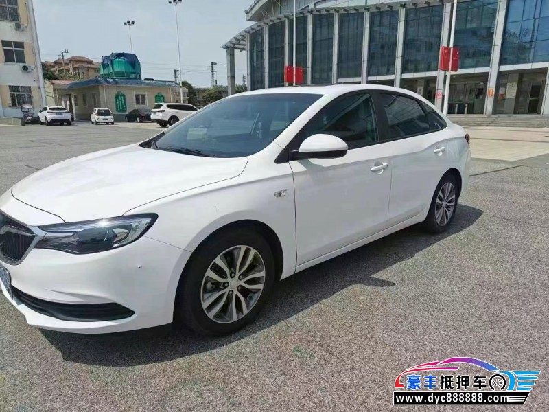 20年别克英朗轿车抵押车出售