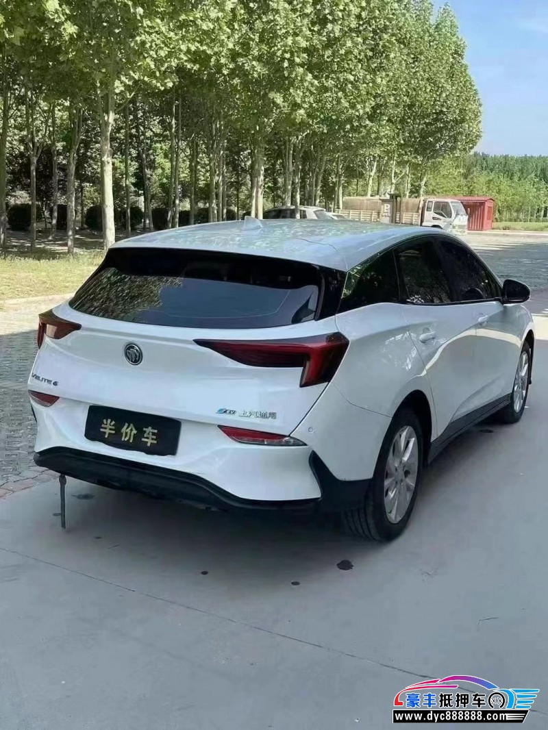 23年别克微蓝轿车抵押车出售