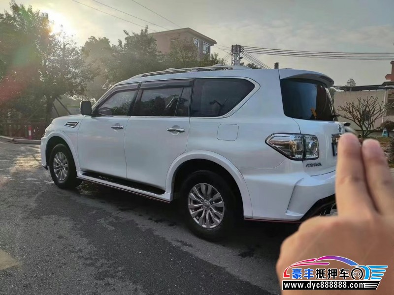 18年日产途乐轿车抵押车出售