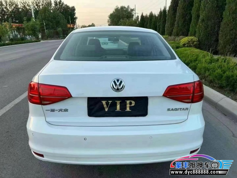 16年大众速腾轿车抵押车出售