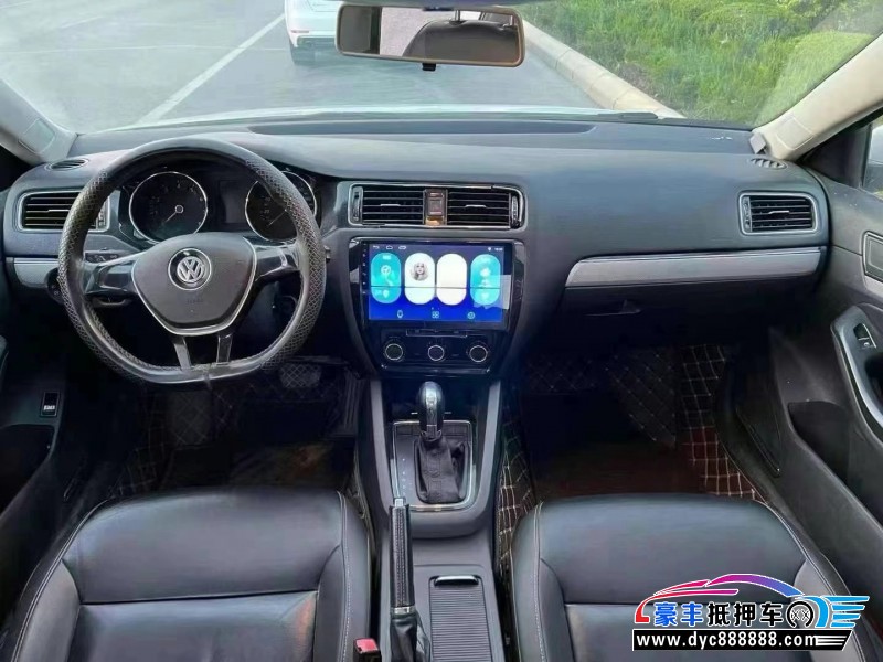 16年大众速腾轿车抵押车出售