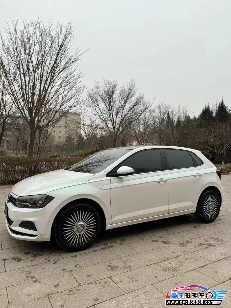 20年大众polo轿车抵押车出售