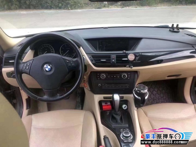 11年宝马X1轿车抵押车出售