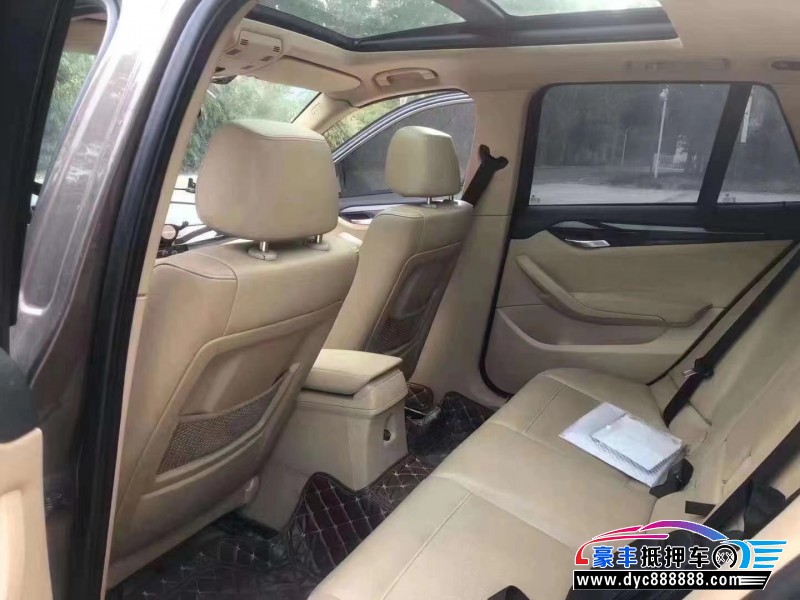 11年宝马X1轿车抵押车出售