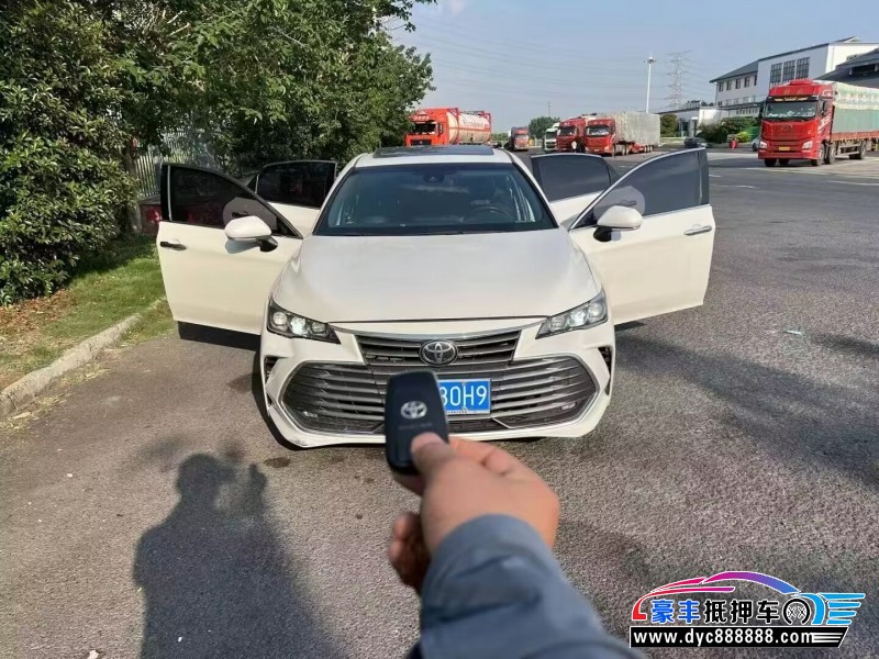 21年丰田亚洲龙轿车抵押车出售