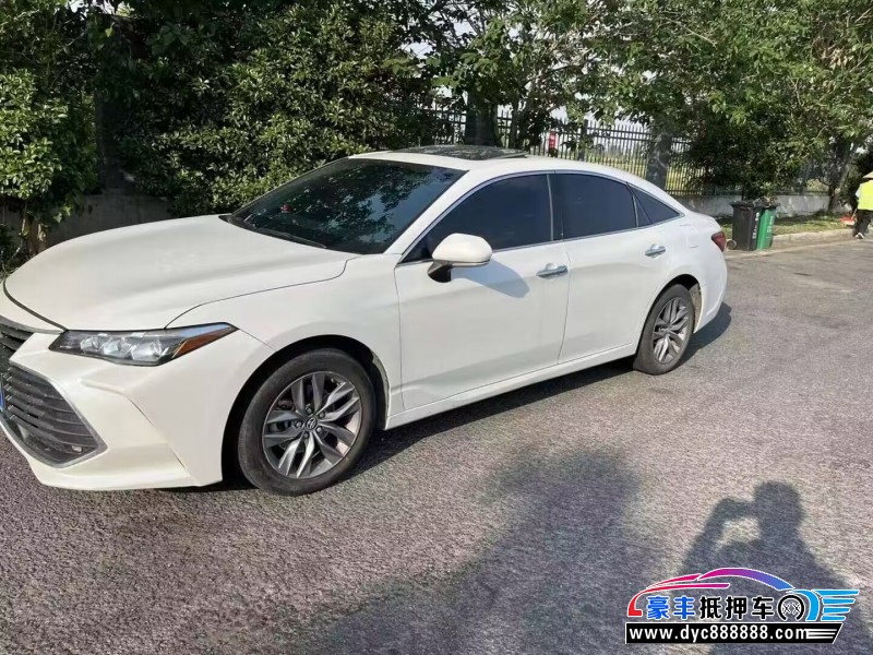21年丰田亚洲龙轿车抵押车出售