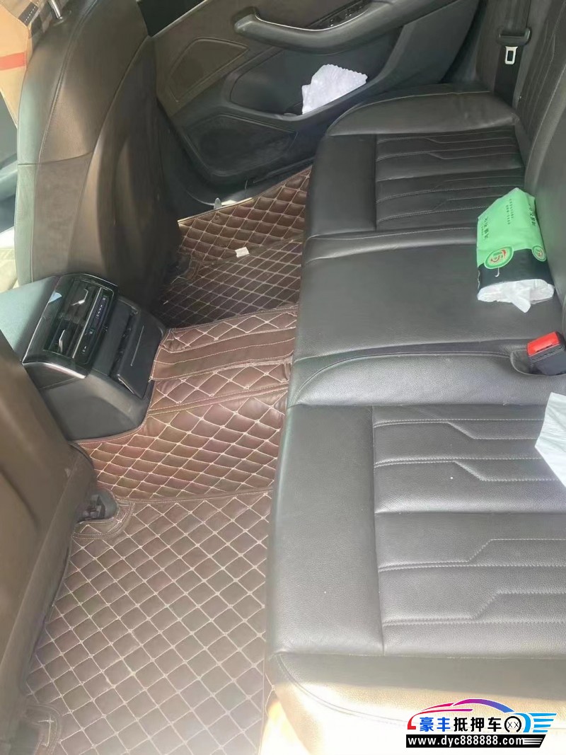 18年奥迪A8轿车抵押车出售