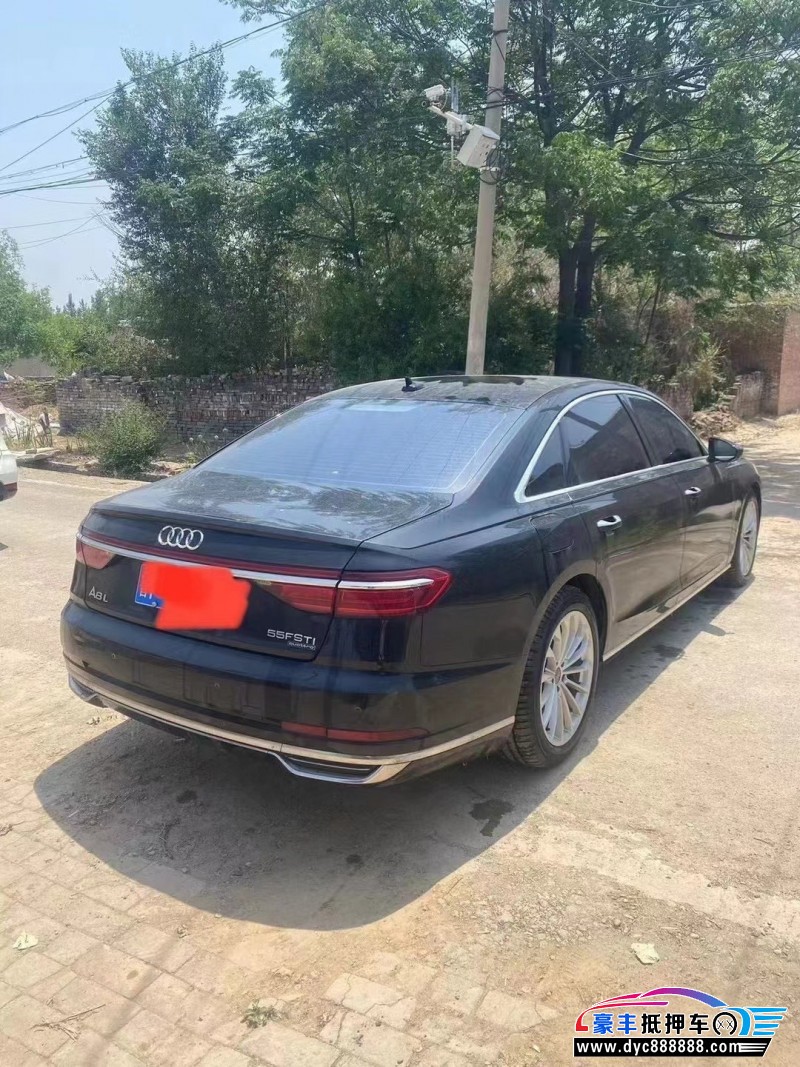 18年奥迪A8轿车抵押车出售