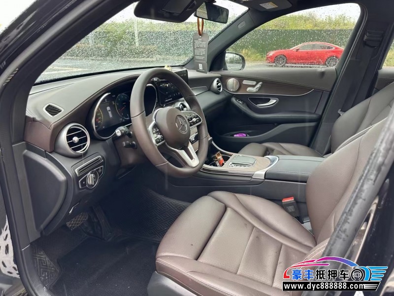 23年奔驰GLC轿车抵押车出售