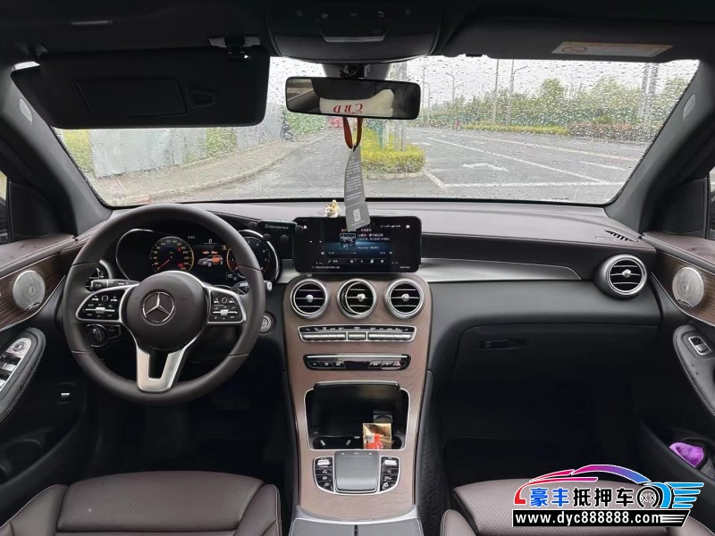 23年奔驰GLC轿车抵押车出售