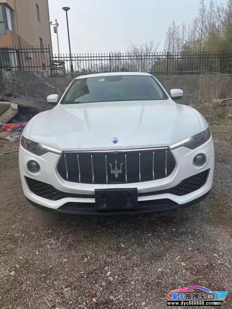 18年玛莎拉蒂莱万特轿车抵押车出售