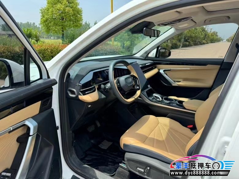 23年吉利博越轿车抵押车出售