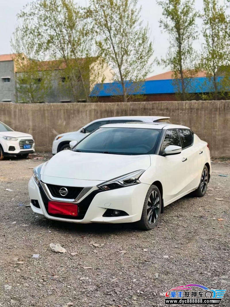 19年日产蓝鸟轿车抵押车出售