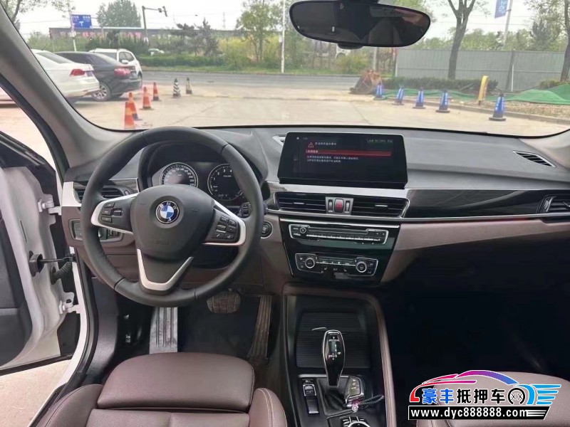 20年宝马X1轿车抵押车出售