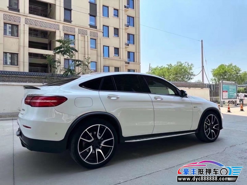 19年奔驰GLC AMG轿车抵押车出售