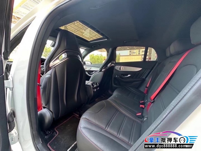 19年奔驰GLC AMG轿车抵押车出售