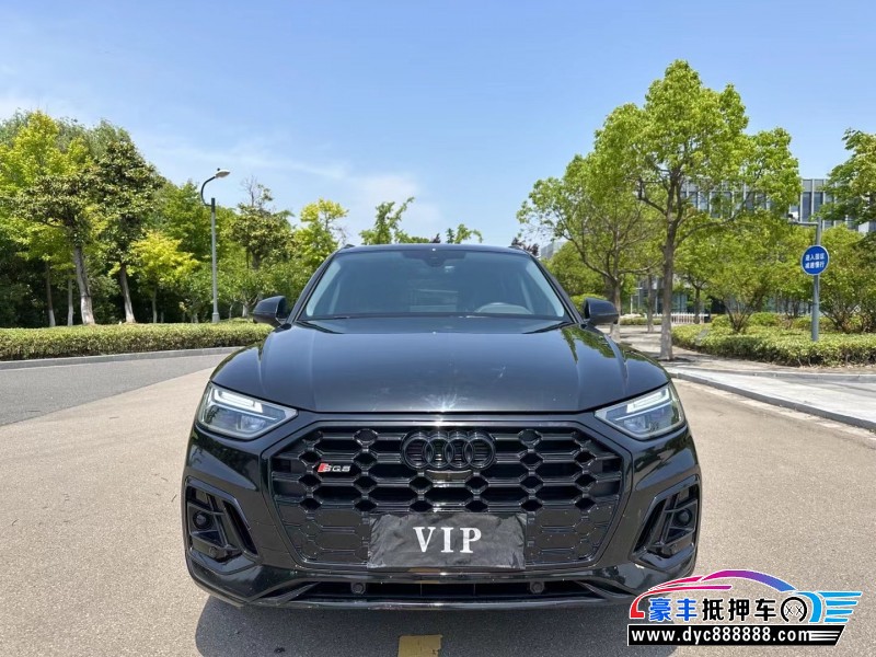 23年奥迪Q5轿车抵押车出售