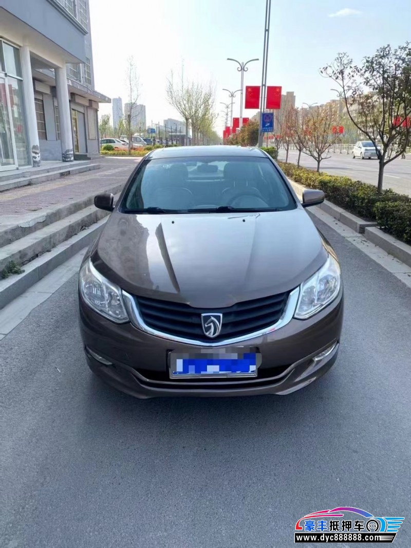 12年宝骏630轿车抵押车出售