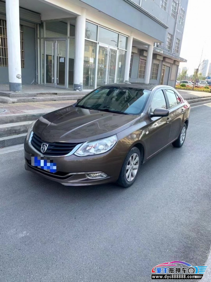 12年宝骏630轿车抵押车出售