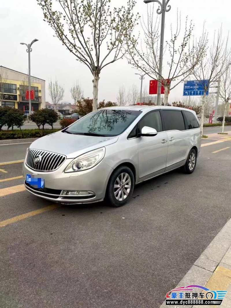 11年别克GL8轿车抵押车出售