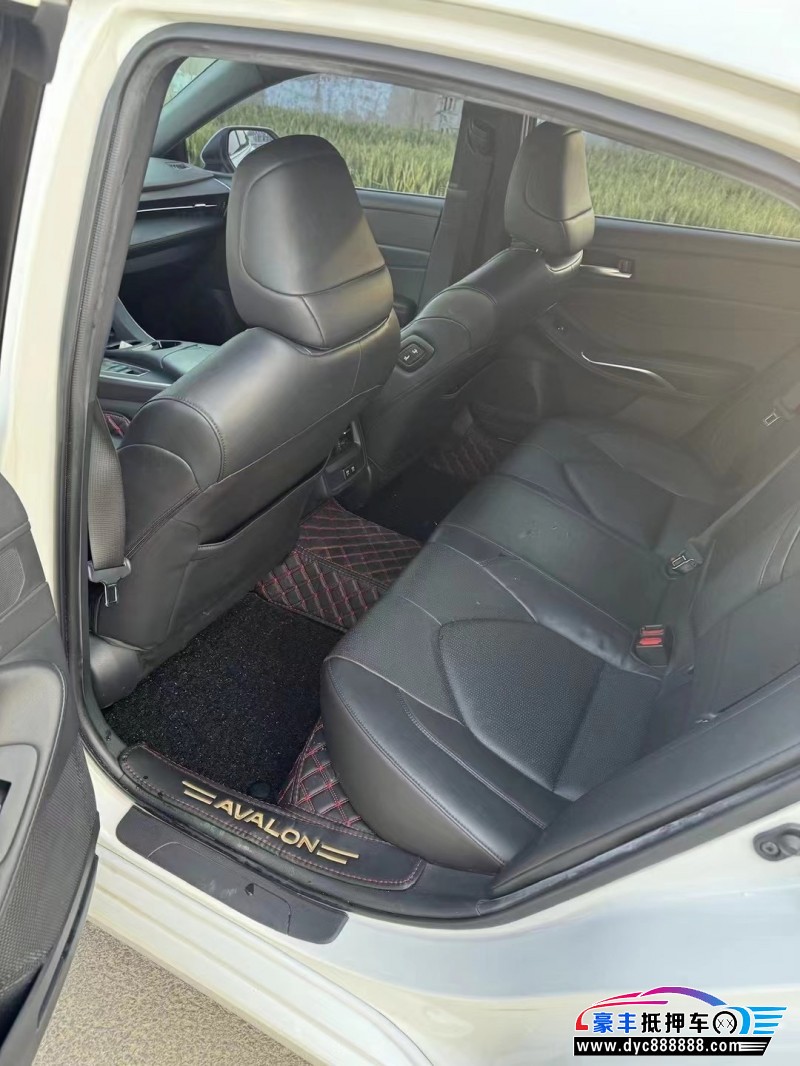 21年丰田亚洲龙轿车抵押车出售