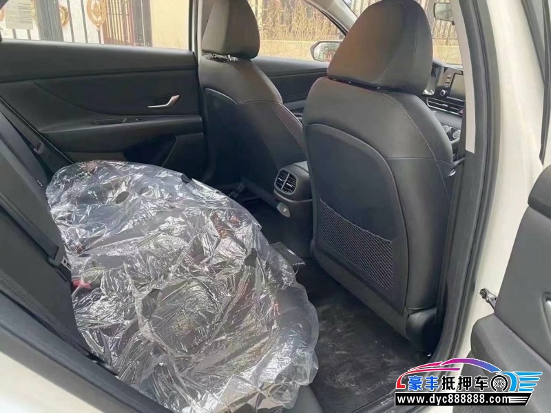 24年现代伊兰特轿车抵押车出售